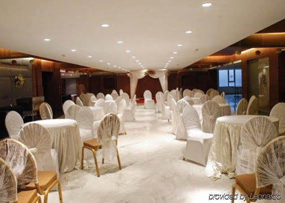 Shravanthi Sarovar Portico Bangalore Exterior foto